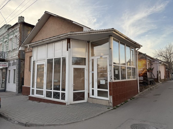 Продаж комерційної нерухомості в ЦЕНТРІ МІСТА - фото 1