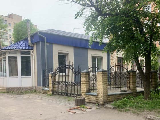 Продаж приміщення 74,6кв.м. під комерцію Хмельницький