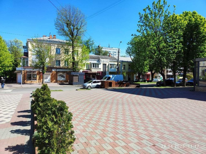 Приміщення площею 48 кв.м., по вулиці Володимирській - фото 1
