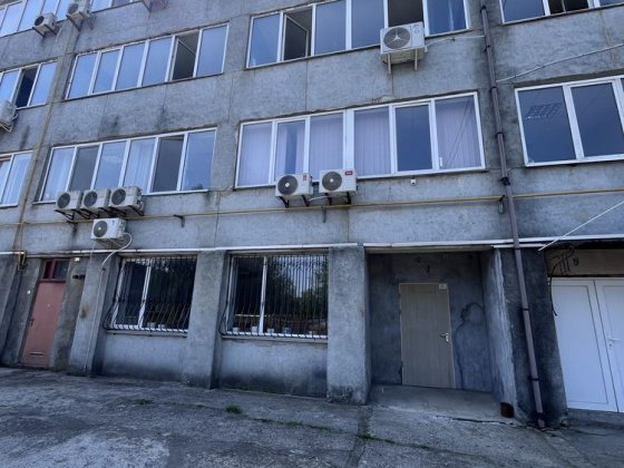 Продається  приміщення під виробництво або склад Хмельницький