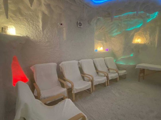 Продається комерційне приміщення з готовим бізнесом "Магія Солі" Буча