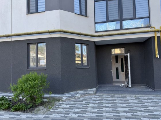 Продам Приміщеня з ремонтом 80% для клініки, салону, офісу. Буча