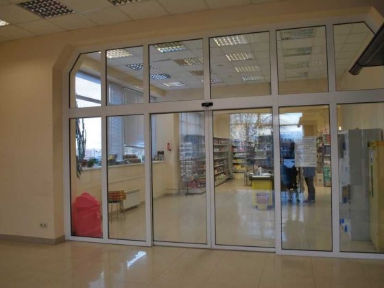 Продаж окремої будівлі, торговий центр, фасад, м. Бровари Бровари