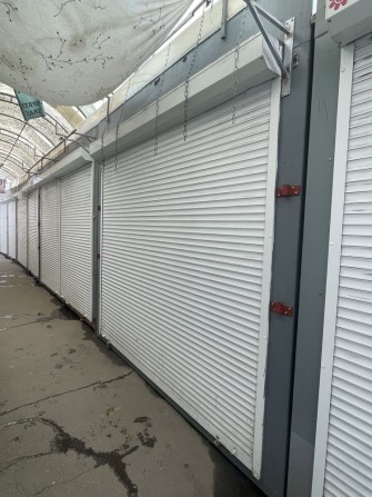Продаж контейнера разом із дитячим взуттям. Терміново! - фото 1