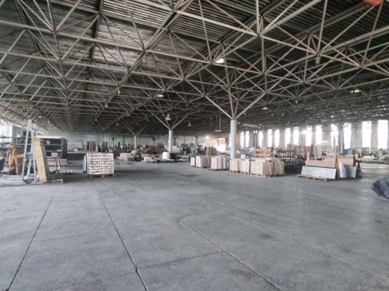 Продам виробниче  окремо стояче приміщення Таращанський м-в Белая Церковь