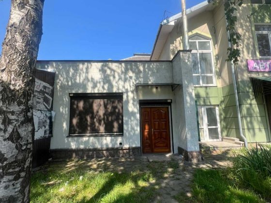 Продається комерційне приміщення Івано-Франківськ