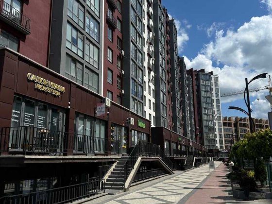 Продам приміщення в центрі,Збудована комерція, Галицька-Княгинин фасад Івано-Франківськ