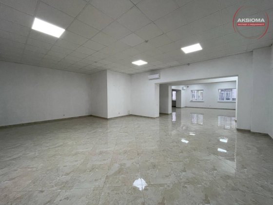 Продаж комерційного приміщення 140м2 Івано-Франківськ