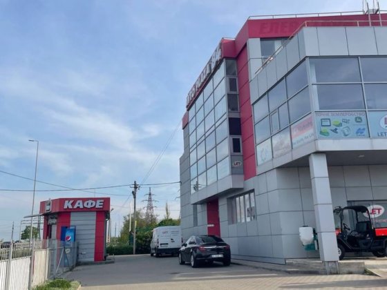 Продаж комерційного приміщення 2016року забудови с земельною ділянкою Белая Церковь