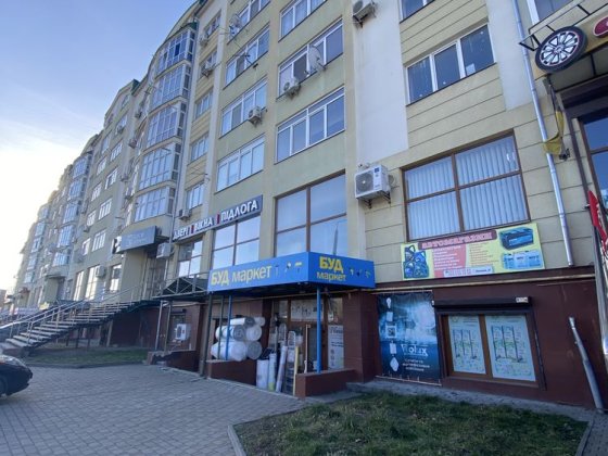 Чудова комерція під будь який бізнес. З ремонтом. Ивано-Франковск