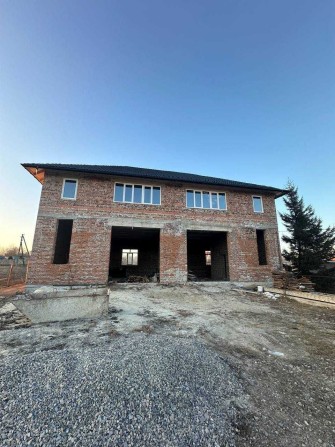 Продам комерційне приміщення під бізнес з ділянкою.Перша лінія - фото 1