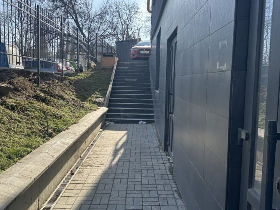 Продам напівпідвальне приміщення по вул.Рівненська Луцьк