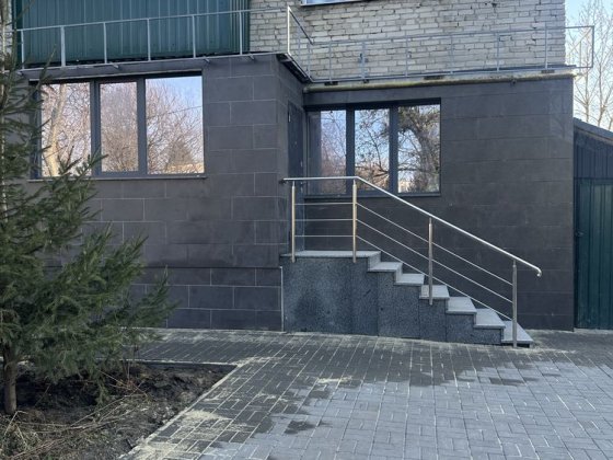 Продам комерційне приміщення пр вул.Гулака Артемовського Луцьк