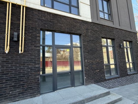 Продається комерція для вашого бізнесу, з ремонтом, В гарній локації. Ірпінь