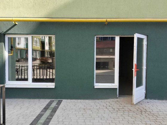 Івано-Франківськ, центр, комерція перший поверх, не дорого, здана Івано-Франківськ