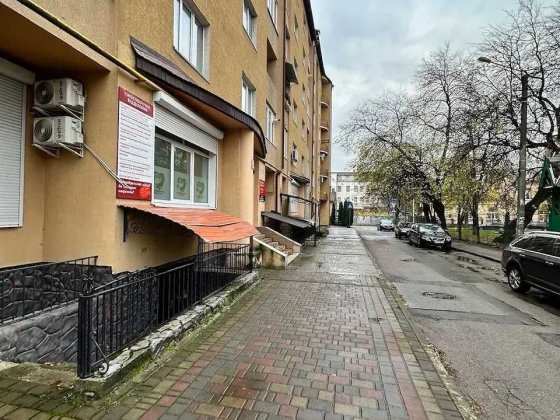 Комерційне приміщення, в центрі міста Івано-Франківськ