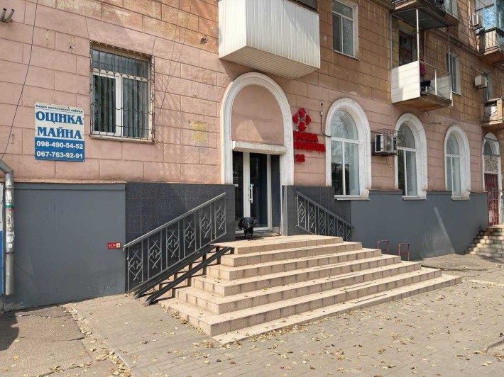 Продам помещение Пионер (НОВАЯ ПОЧТА) , КРАСНАЯ ЛИНИЯ! - фото 1