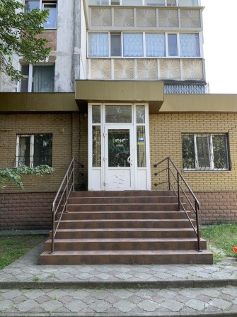 Продам незитлове приміщення 86,3 кв.м по вул. Небесна Сотня, центр - фото 1