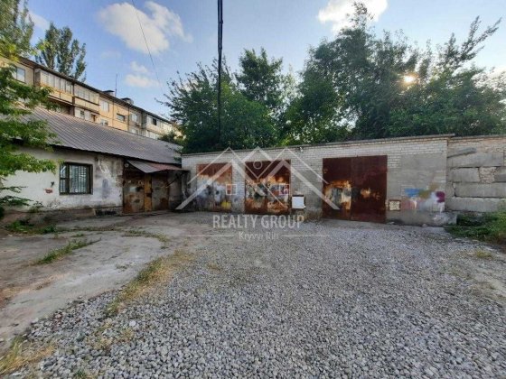 Продається складський комплекс 900 м² / виробнича база на Соцмісті Кривий Ріг