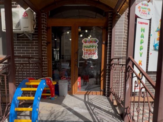 Комерція 60 м2 , 1 поверх з орендарями Ирпень