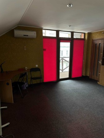 Продається офіс з ремонтом в центрі - фото 1