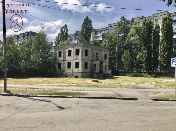 Продам двоповерхову будівлю - фото 1