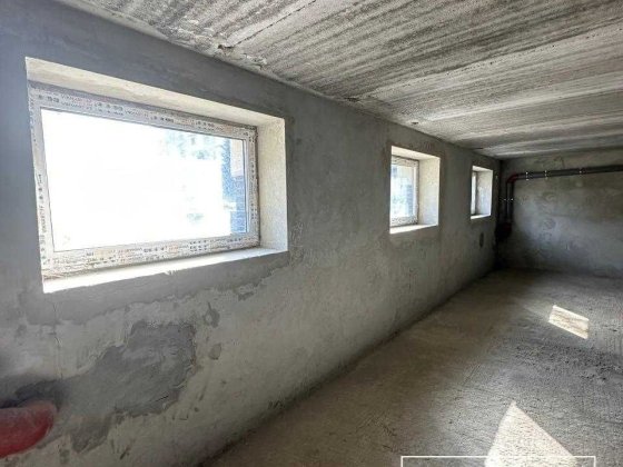 Продам Комерційне приміщення в центрі біля озера 370$ m2 Івано-Франківськ