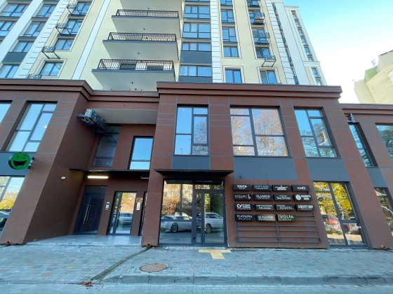 Продаж комерційного приміщення в ЖК "Kyiv Sky" Луцк