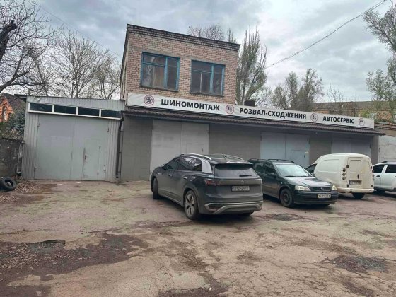 Продаж діючого СТО, пл. Визволення Кривий Ріг