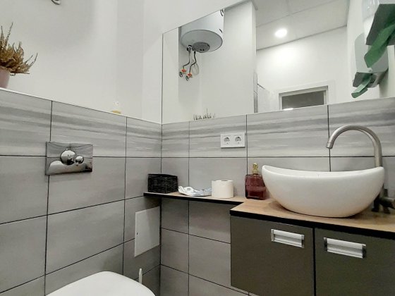 НИЗЬКА ЦІНА! Продаж приміщення з ремонтом в ТОПОВІЙ локації Ірпінь