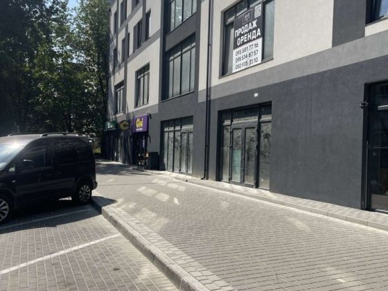 комерційне  приміщення площею Луцк