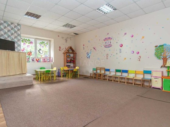 Продаж приміщення для ведення бізнесу на Каскаді поруч ТЦ Арсен Івано-Франківськ