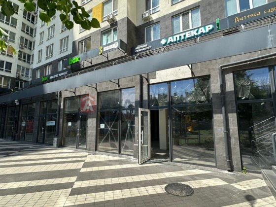 Продаж комерційного приміщення 1000 м2. Ірпінь. Ирпень