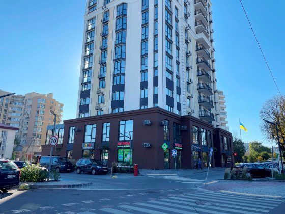 Продаж комерційного приміщення в ЖК "Kyiv Sky" Луцк