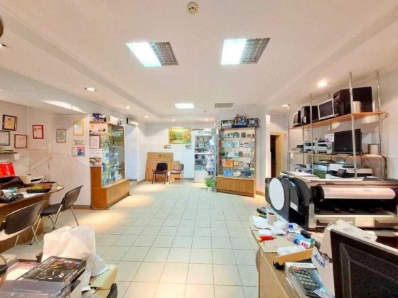 Продаж торгово-офісного приміщення у цокольному поверсі Івано-Франківськ
