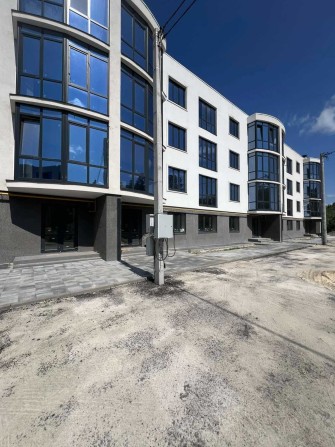 Продам комерційне приміщення 42 кв.м. Ірпінь з документами - фото 1