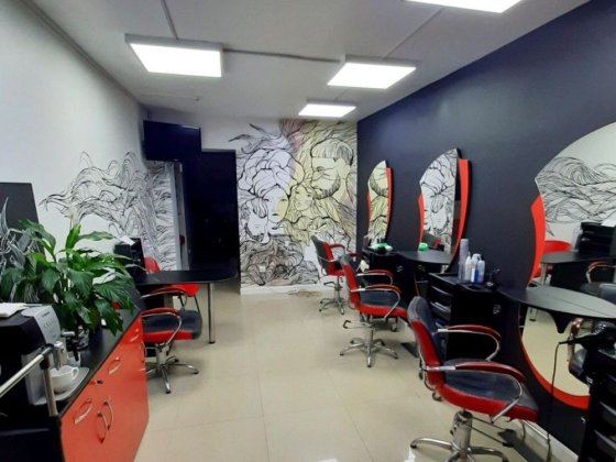 Продам салон студію краси на вул. Хоткевича Івано-Франківськ