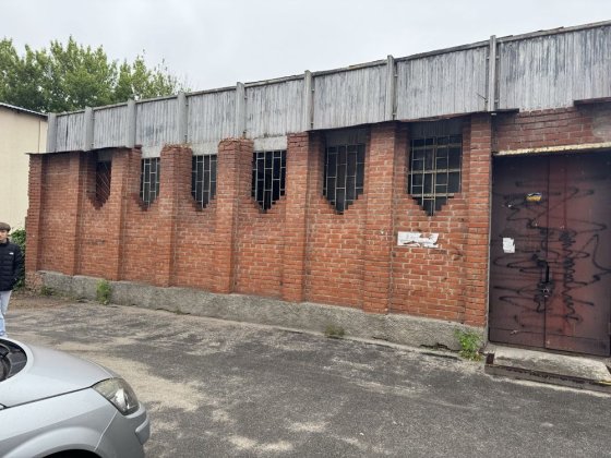 Продам торговельне капітальне приміщення Полтава