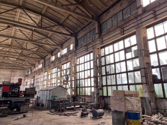 Продаж виробничої, складської бази, ділянка 1,5 Га, площа 3174 м.кв Кривий Ріг