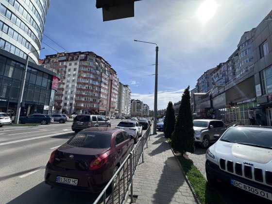 Комерційне приміщення в новому центрі. Південний бульвар Ивано-Франковск