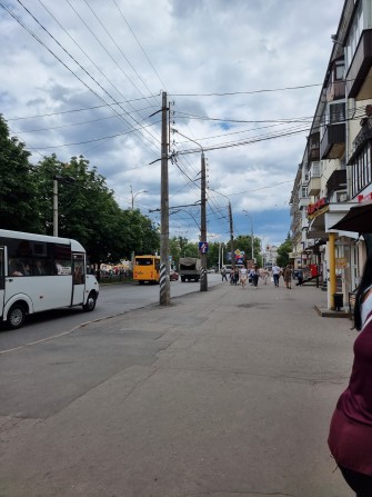 Полтава, центр. Нежитлове приміщення в супер прохідному місці. - фото 1