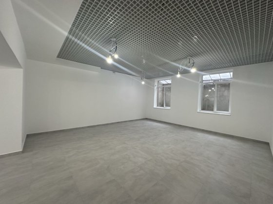 Продам в центрі міста приміщення 115м2 Івано-Франківськ