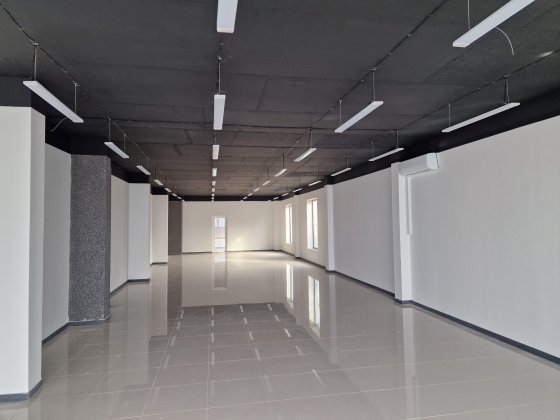 Приміщення під магазин взуття 100 кв.м. в центрі Ірпені Ірпінь