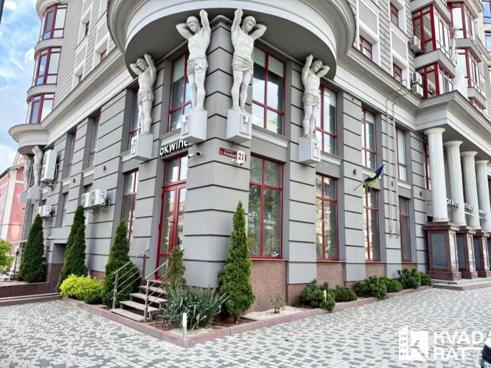 Продаж дохідного комерційного приміщення в центрі! Будинок еліт класу! - фото 1