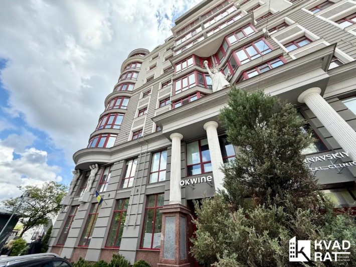 Продаж комерційного приміщення в центрі - фото 1