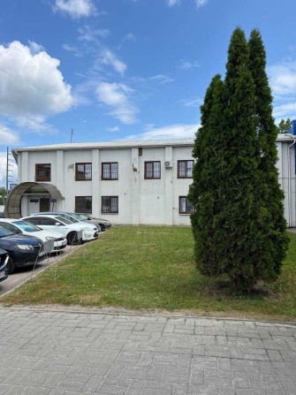 Продаж будівлі під офіс, виробництво, склад тощо. Два поверхи.Парковка - фото 1