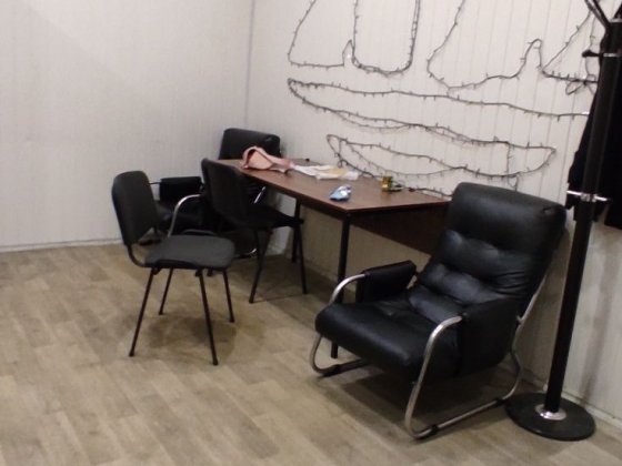 Центр 286кв.м приміщення з окремим вхідом ( ліфт , підвал 218кв/м) Полтава