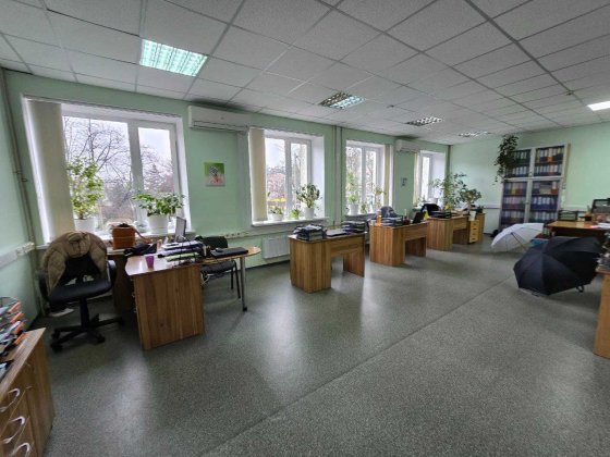 Частина Бізнес-центру в центрі Полтави, окремий поверх Полтава