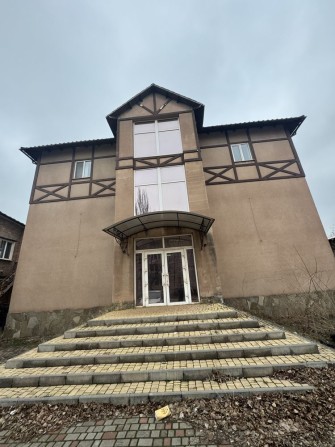 Продам гостиницу по улице Кривбассовская - фото 1