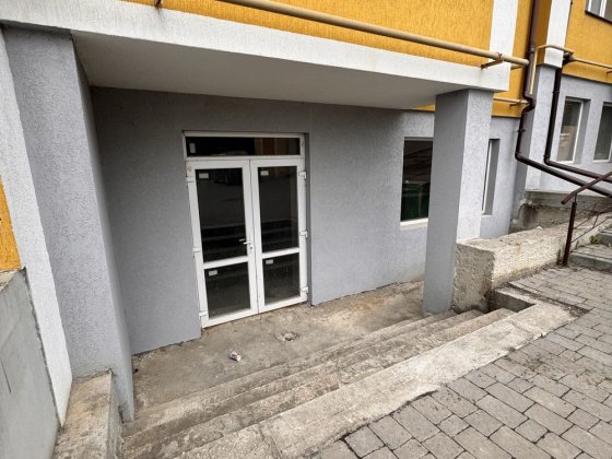 Продаж комерц.прим. 120м2 за дуже вигідною ціною Івано-Франківськ